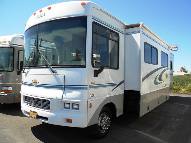 Used 2008 Winnebago Chalet 30BR Class A - Gas For Sale
